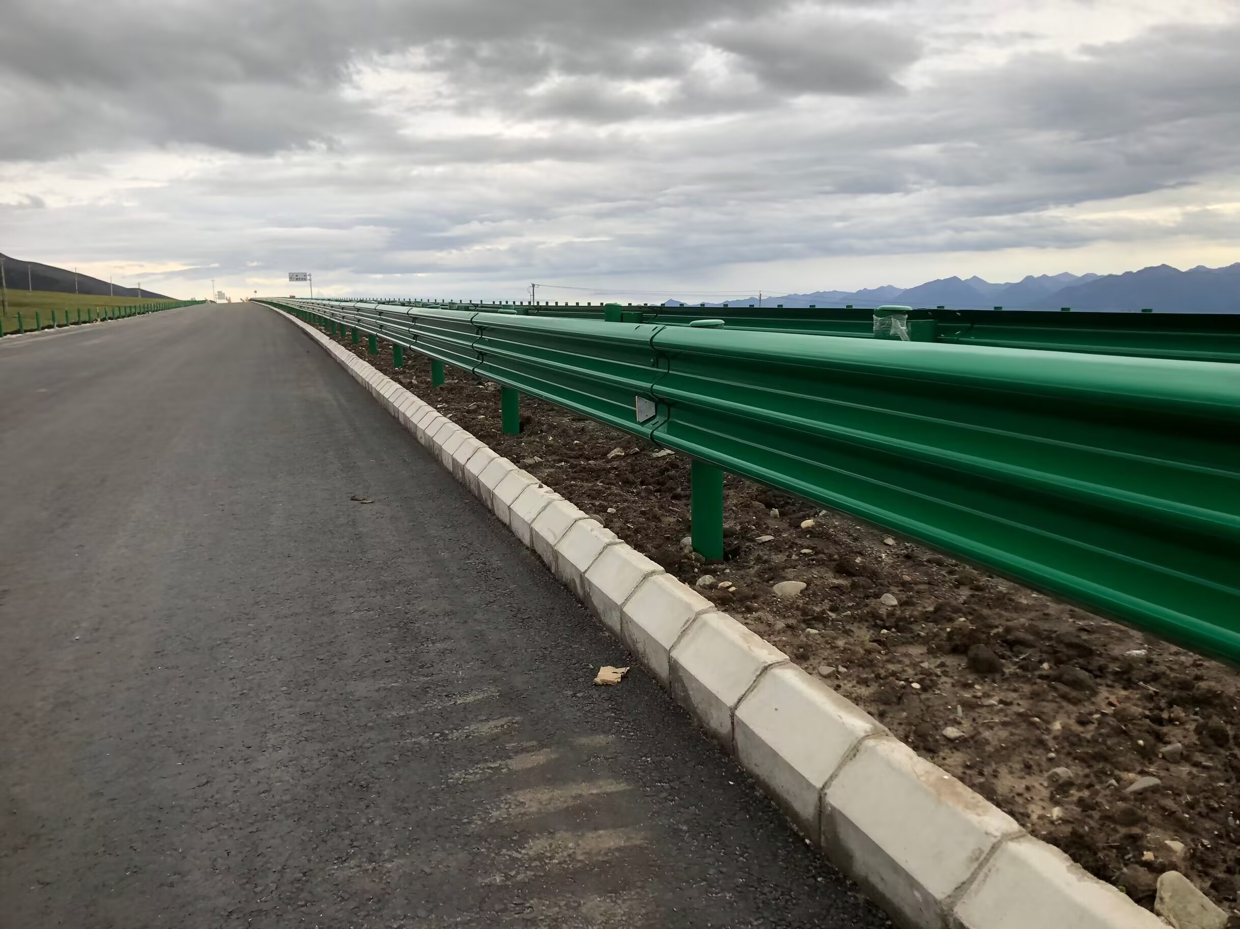 盐边县乡村公路波形护栏双波波形护栏 - 推荐